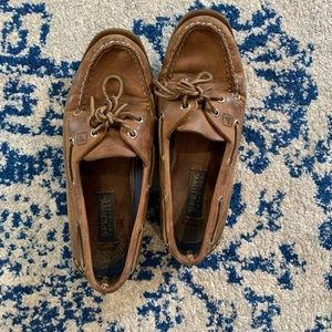 Sperry’s boat shoes
